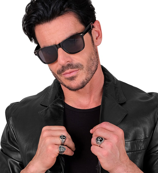 Set aus drei gotischen Ringen auf Karte – dunkle, filigrane Designs