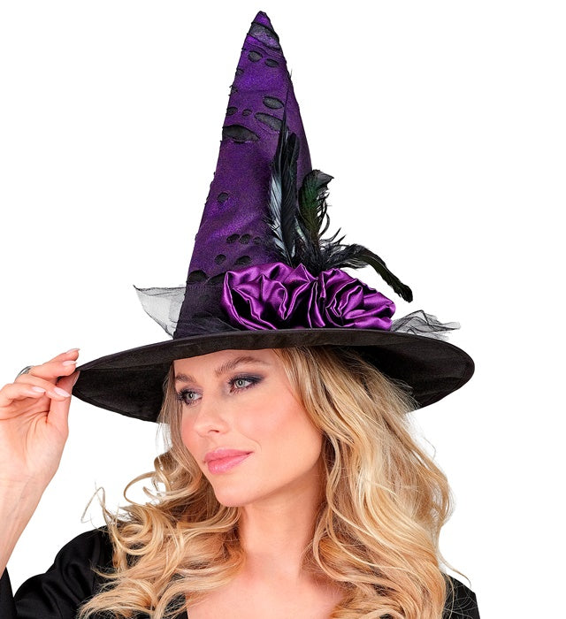 Schwarzer Hexenhut mit bunten Blumen und Federn als Fasnacht- und Halloween-Accessoire