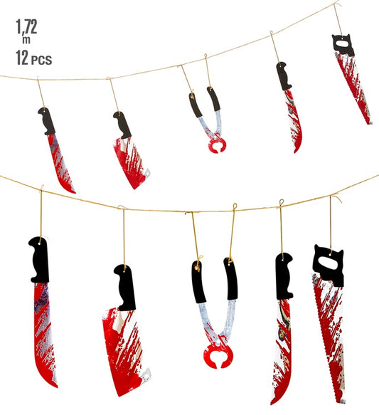 Blutige Waffengirlande 172 cm als Halloween-Dekoration mit blutigen Waffenmotiven