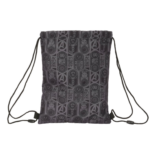 Schwarze Rucksacktasche mit Avengers-Design, 26x34x1 cm, aus robustem Polyester.