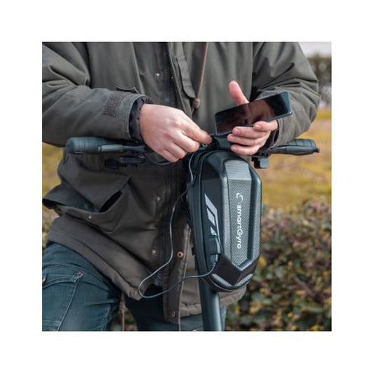 Schwarzer, wasserfester Smartgyro Rucksack aus Polyester in GröĂe M mit USB-Anschluss.