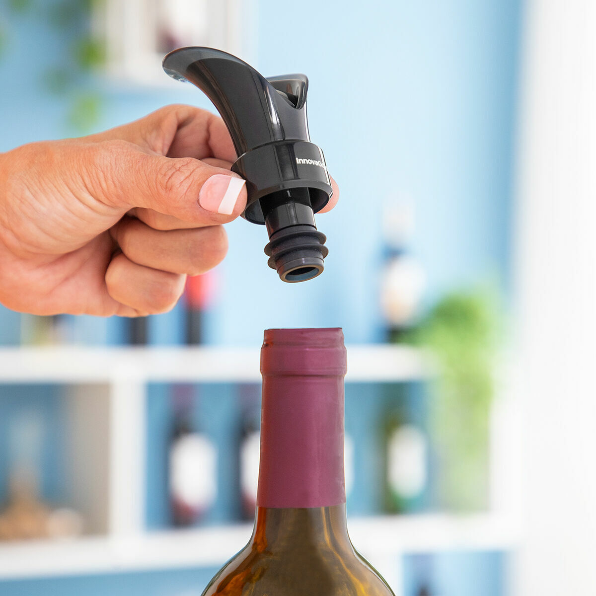 2-in-1 Weinbelüfter und Verschluss Wintopp von InnovaGoods in Schwarz – Ansicht 8