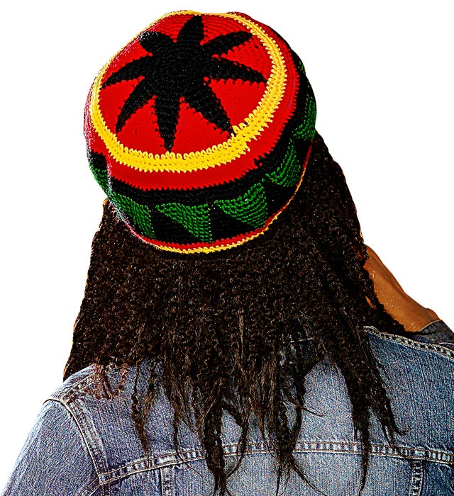Bunter Rasta Häkelhut mit Reggae-Farben Rot, Gelb, Grün und Schwarz