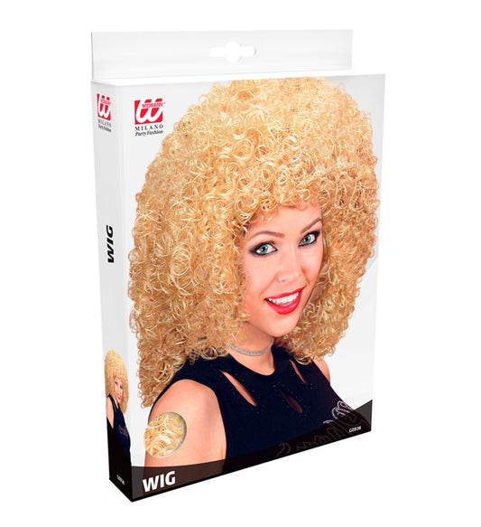Blonde Perücke Gabrielle in natürlichem Look auf hellem Hintergrund