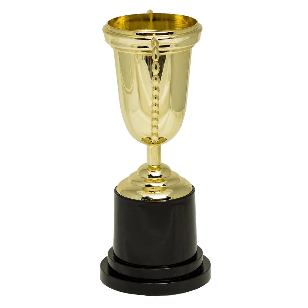 Goldene Pokal Trophäe mit 25 cm Höhe und glänzendem metallic Finish auf stabiler Basis.