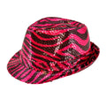 "PAILLETTEN FEDORA IN ZEBRAMUSTER PINK" – Vorderansicht