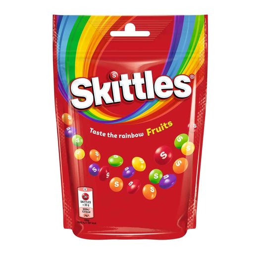 Skittles Fruits 136g Kaudragees mit knuspriger Zuckerhülle und Fruchtsaftkonzentrat – Produktansicht