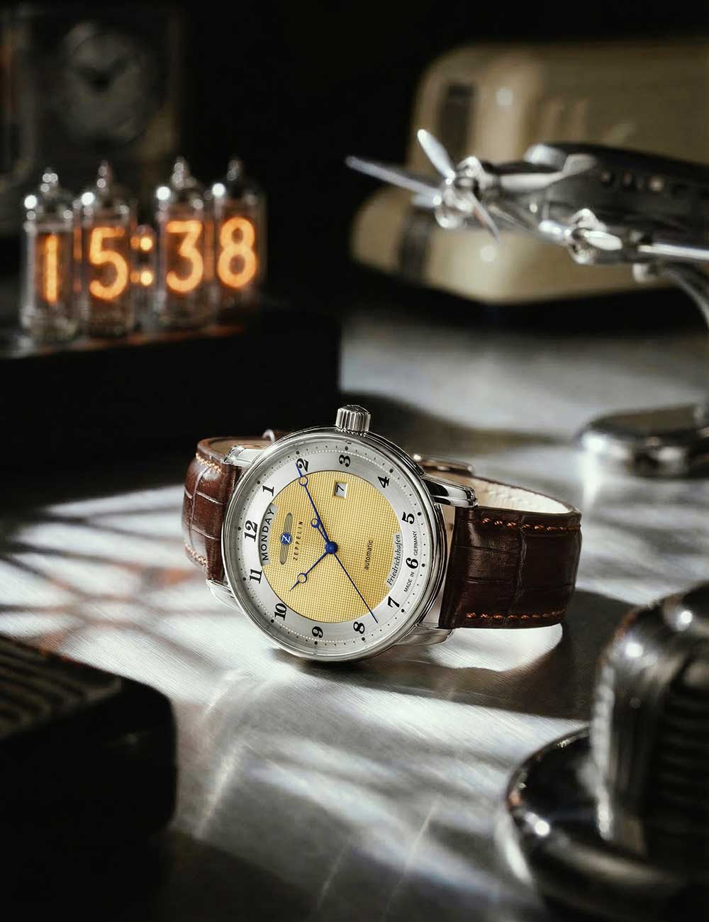 ZEPPELIN 85625 Analoguhr Armbanduhr 40 mm ansicht-3
