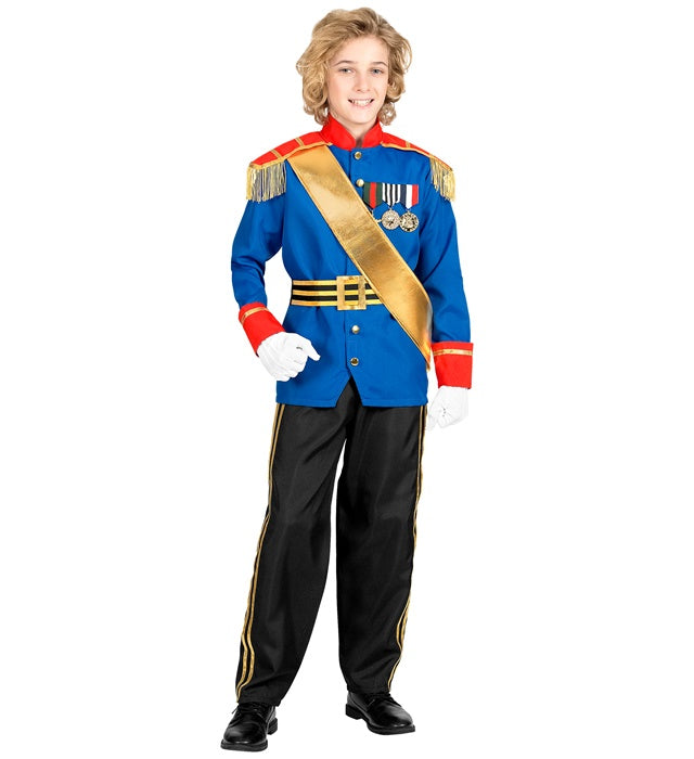 Prinz Charming Kostüm mit Jackett, Hose, Gürtel und Schärpe auf weißem Hintergrund