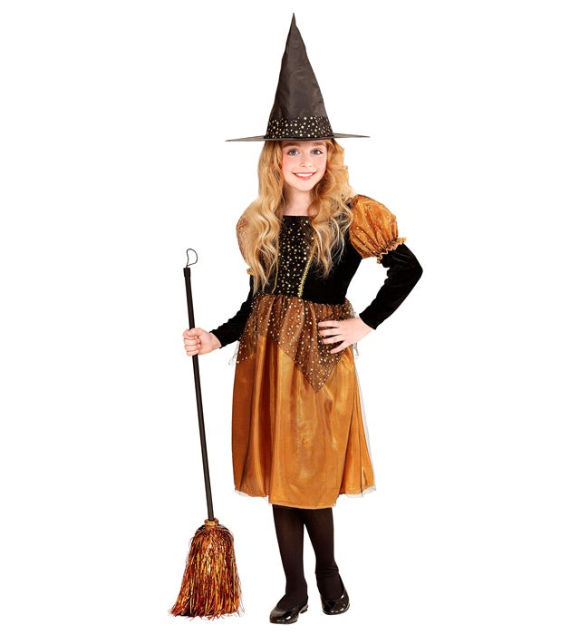 Hexe Kostüm bestehend aus schwarzem Kleid und spitzem Hexenhut auf Fasnacht