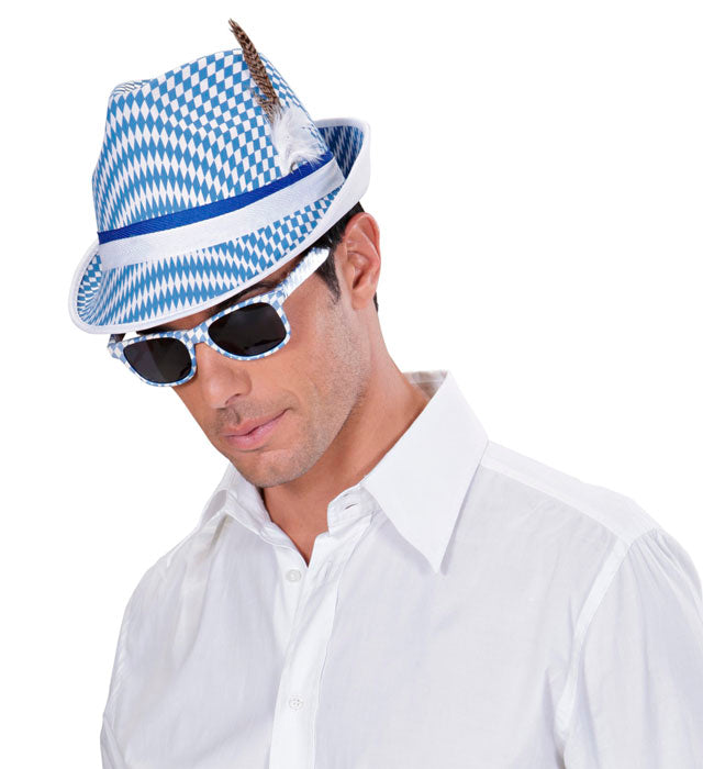 Fedora-Hut mit Bayerischer Flagge und Federschmuck für Fasnacht und Karneval