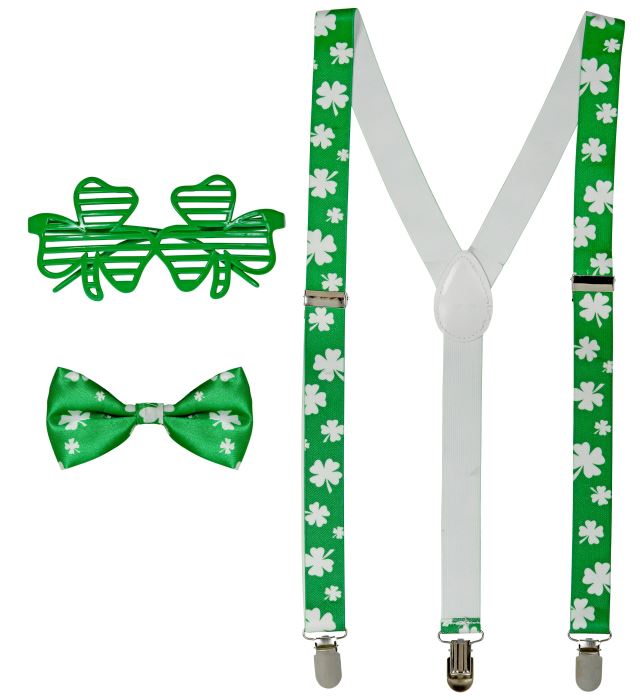 St. Patrick's Day Set mit grüner Brille, Hosenträger und Fliege auf weißem Hintergrund