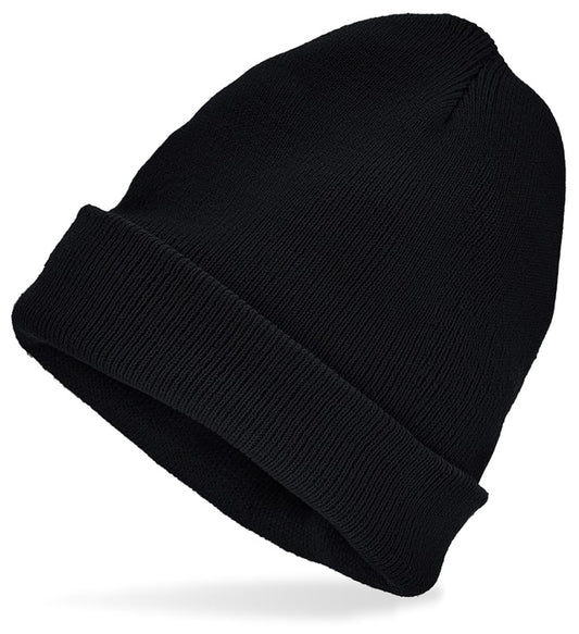 Schwarze Beanie Mütze in Wolloptik auf neutralem Hintergrund