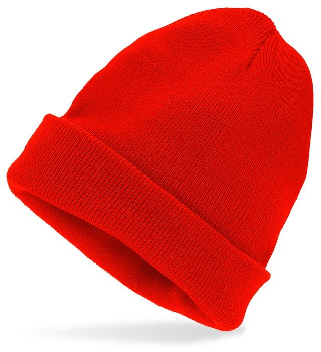 Rote Beanie Mütze aus Wolloptik auf weißem Hintergrund