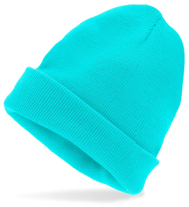 Hellblaue Beanie Mütze in Wolloptik auf neutralem Hintergrund