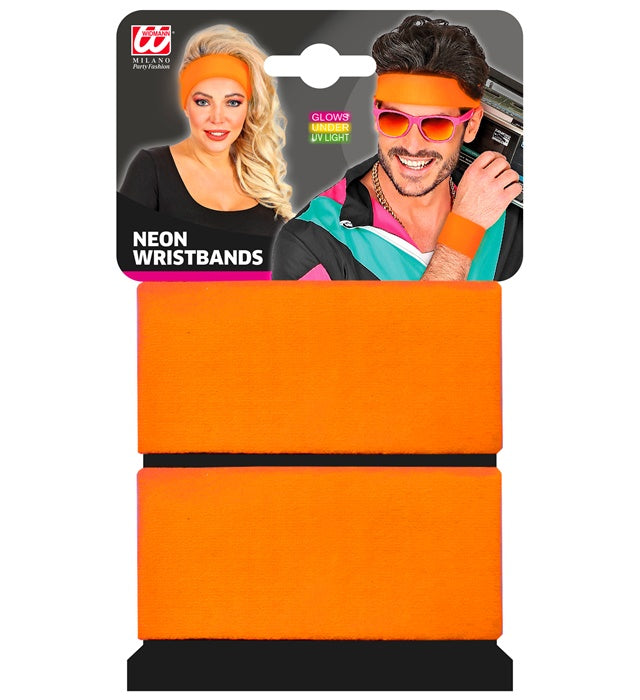 Neon orange Armbänder im 2er-Set auf weißem Hintergrund