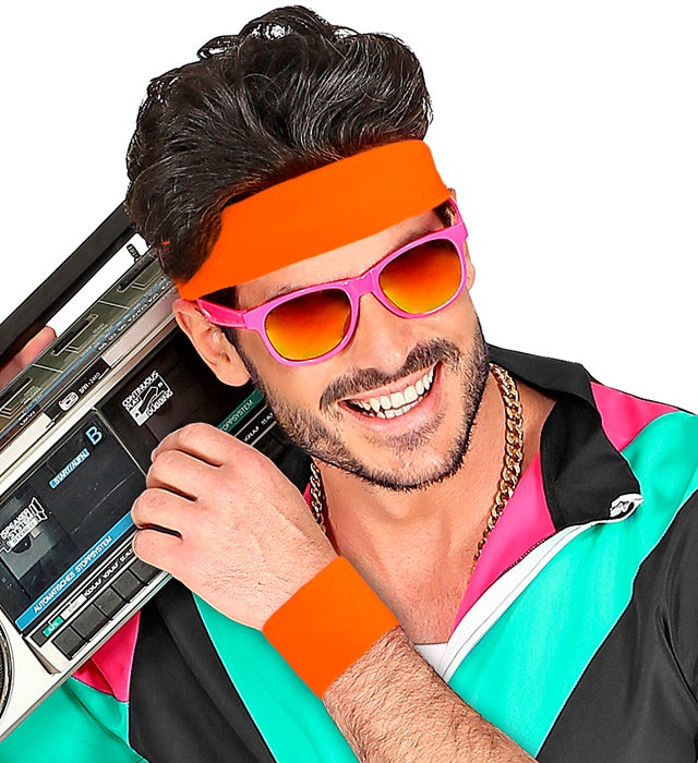 Neon orange Armbänder im 2er-Set auf weißem Hintergrund