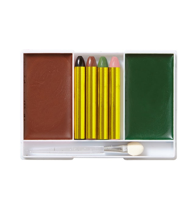 Soldaten Make-up Set mit Schminkstiften, braunem und grünem Make-up sowie Pinsel auf weissem Hintergrund