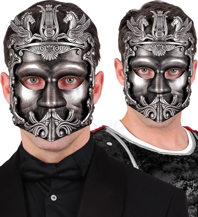 Silberne Maske im Stil der griechisch-römischen Antike für Fasnacht