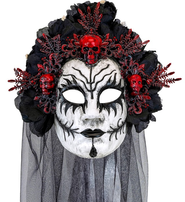Königin der Toten Maske mit schwarzen Rosen und Schleier auf weißem Hintergrund