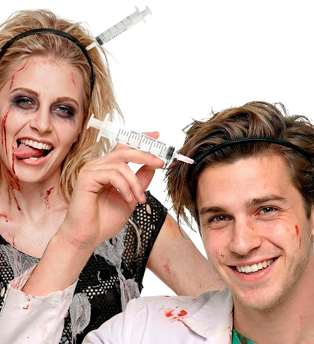 Spritze als Halloween-Kostümzubehör für gruselige Outfits