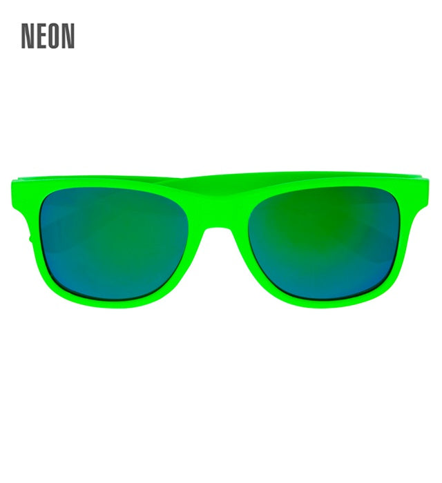 Neon-grüne 80er Jahre Brille mit Revo-Gläsern auf weissem Hintergrund