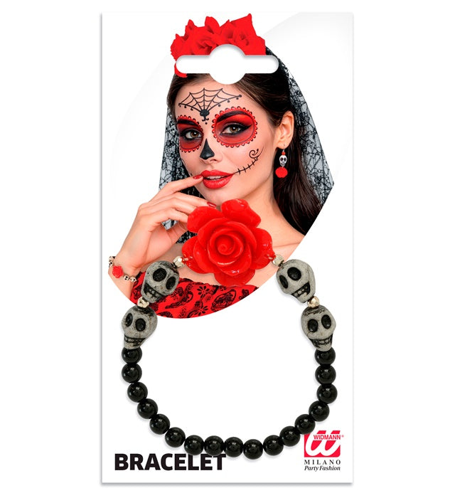 Armband mit roter Rose und weißen Totenköpfen, verziert mit Perlen