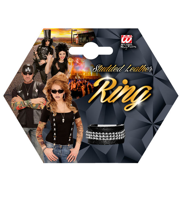 Schwarzer Spike-Ring mit spitzen Details als Fasnacht-Accessoire