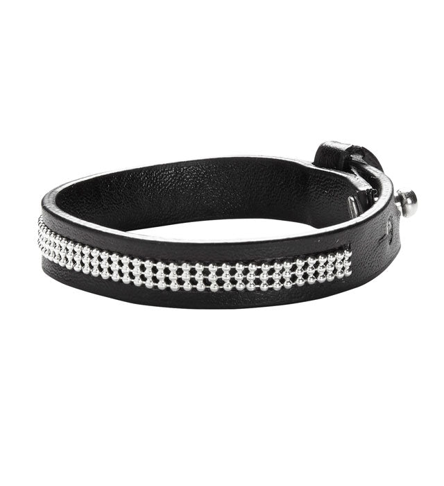 Schwarzes Lederarmband mit Metallspikes als Accessoire für Fasnacht und Karneval