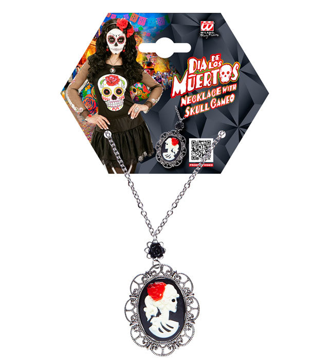 Kette mit schwarzer Rose und Totenkopf-Kamee als Halloween-Accessoire