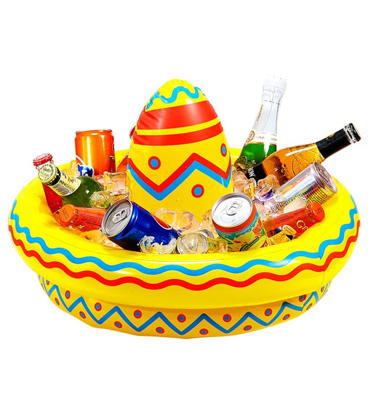 Aufblasbarer Sombrero Getränkehalter in bunten Farben mit Getränk