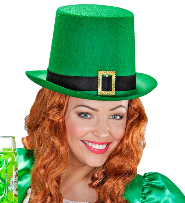 St. Patrick's Zylinderhut aus grünem Filz 14 cm auf weißem Hintergrund