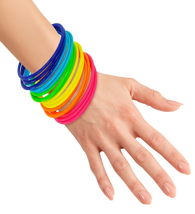 Set mit 18 bunten Multicolor Armreifen für Fasnacht und Karneval