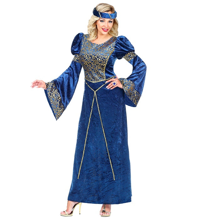 Damen in elegantem Renaissance-Kleid mit Kopfschmuck