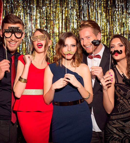 Silvester Fotobox Requisiten 20-teilig in Schachtel mit Sichtfenster