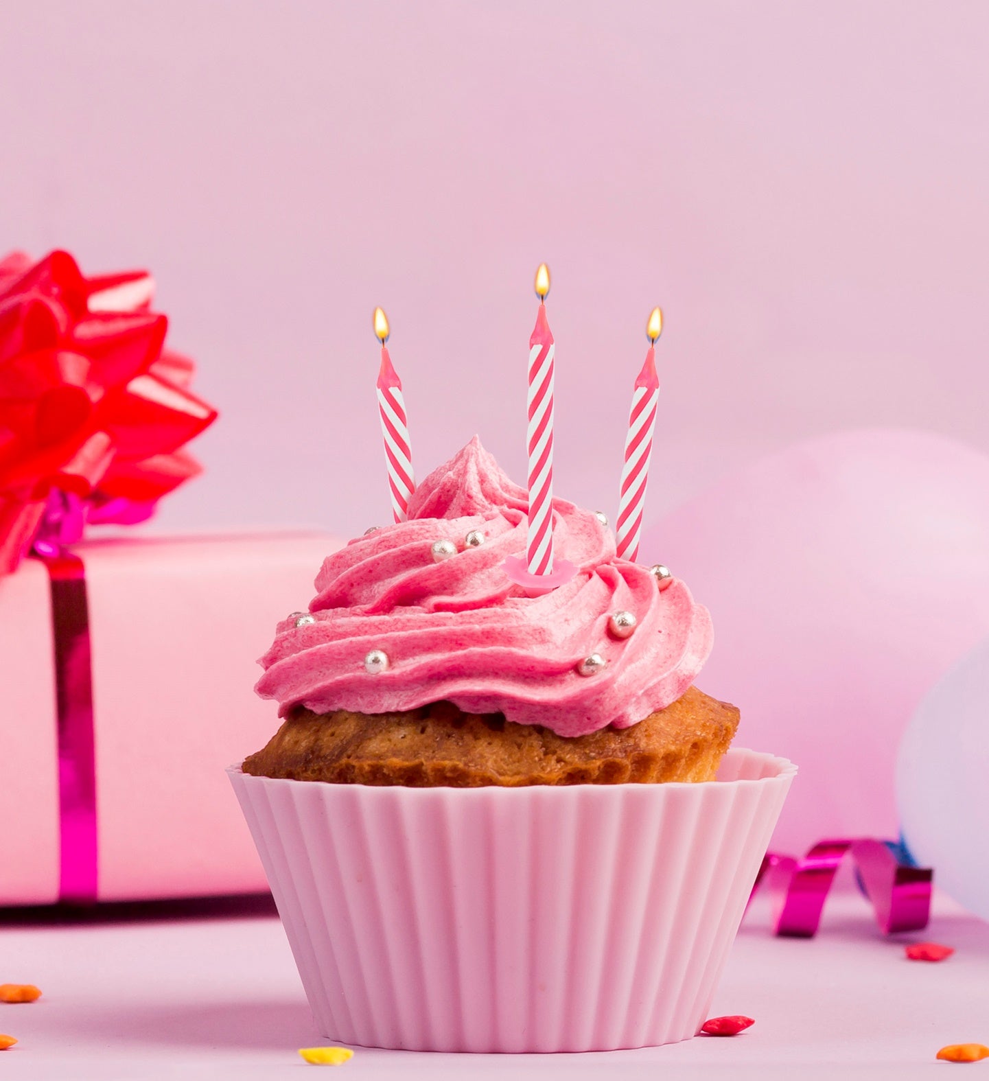 Set von 12 Kerzen mit Halter + 1 Musik Kerze pink Happy Birthday Tortendeko