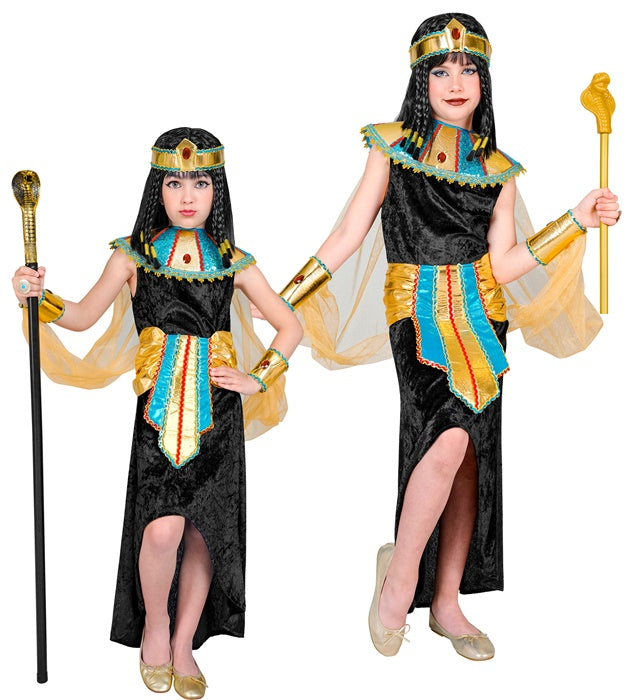 Ägyptische Königin Kostüm mit Kleid, Umhang, Kragen und Armbändern auf weißem Hintergrund