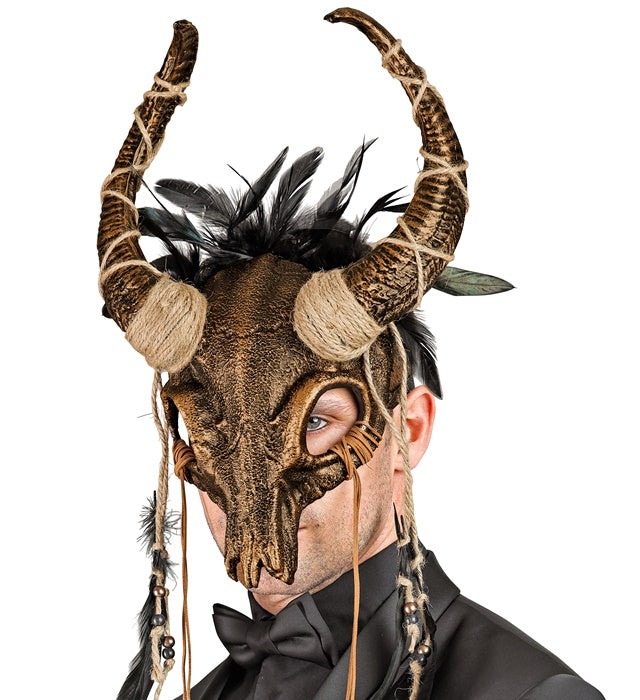 Schamanenmaske mit Stierschädel und Federn als Fasnacht Kostümzubehör