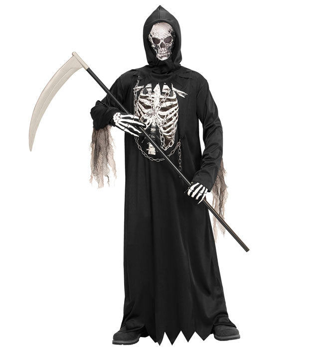 Sensenmann Kostüm mit schwarzer Robe, Kette und Kapuzenmaske auf schwarzem Hintergrund