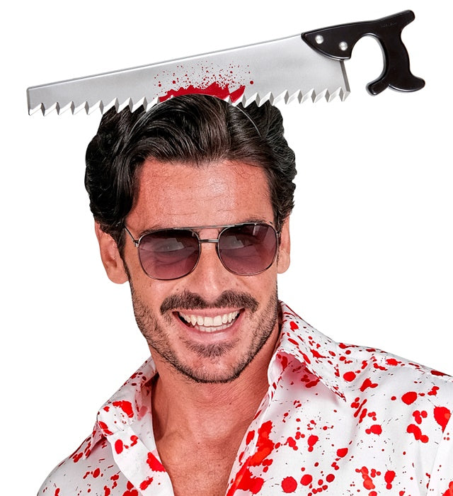 Blutige Säge im Kopf als Halloween Kostümzubehör
