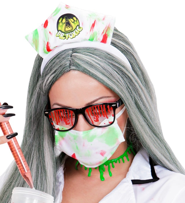 Grüne Halskette mit tropfenförmigem Slime-Anhänger als Halloween-Accessoire