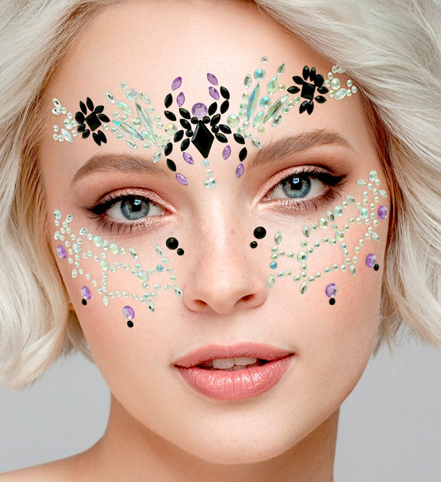 Selbstklebende schwarze Glitzersteine auf Gesicht für Fasnacht