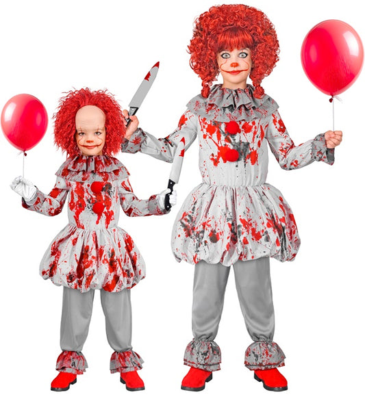 Vintage Horror Clown Kostüm mit Kleid, Halskrause und Schuhüberziehern auf weißem Hintergrund