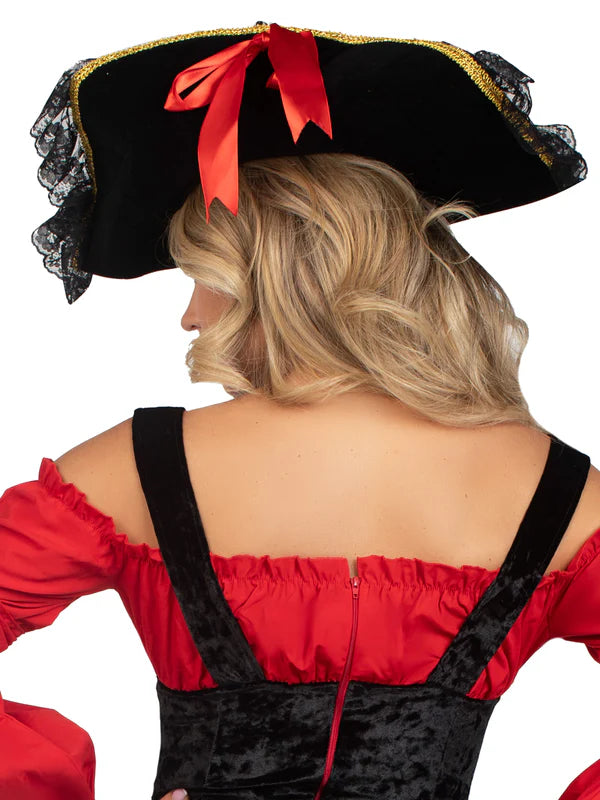 Leg Avenue Piratenhut mit roter Satinschleife – Detailansicht