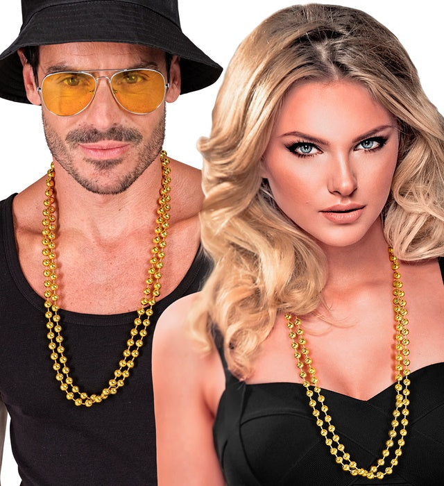 Set aus zwei goldenen Perlenketten mit je 40 cm Länge auf weißem Hintergrund