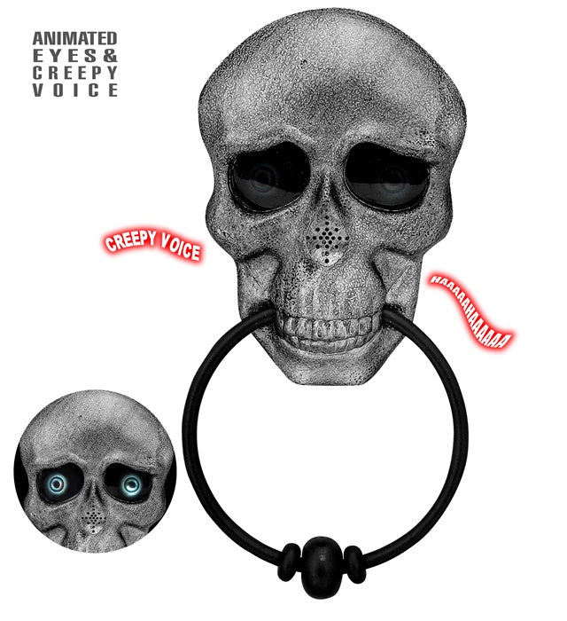 Schädel Türklopfer mit animierten Augen und Gruselstimme an Holztür