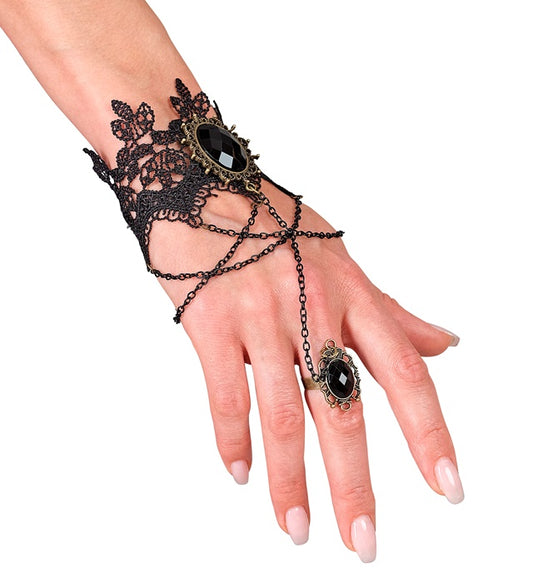 Schwarzes Spitzen-Armband mit Ring und schwarzen Edelsteinen als Halloween-Accessoire