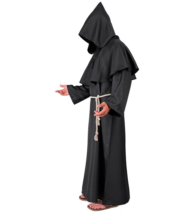 Dunkler Mönch Kostüm mit Robe, Kapuze und Kreuzkette auf weißem Hintergrund