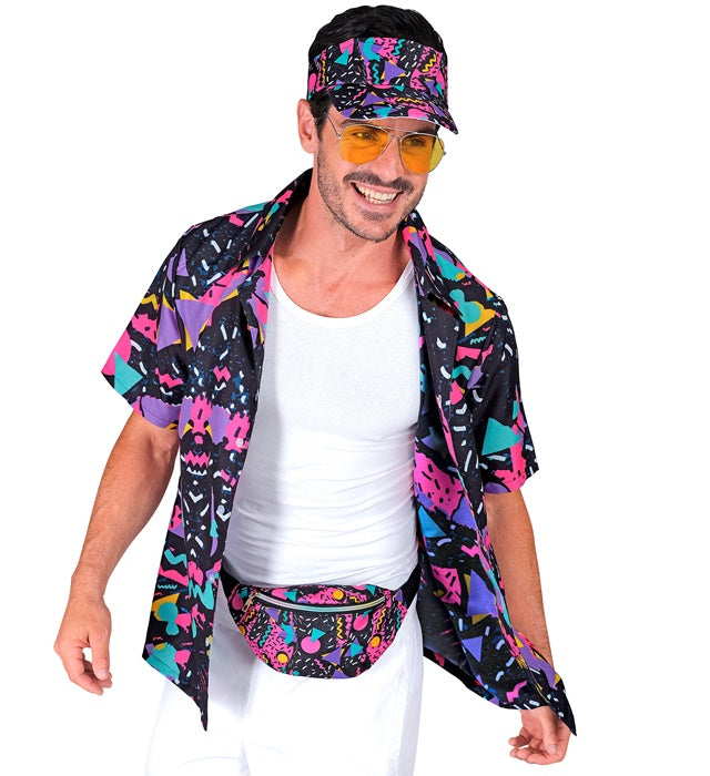Schwarze 80er-Jahre Schirmmütze mit passender Gürteltasche als Fasnacht-Accessoire