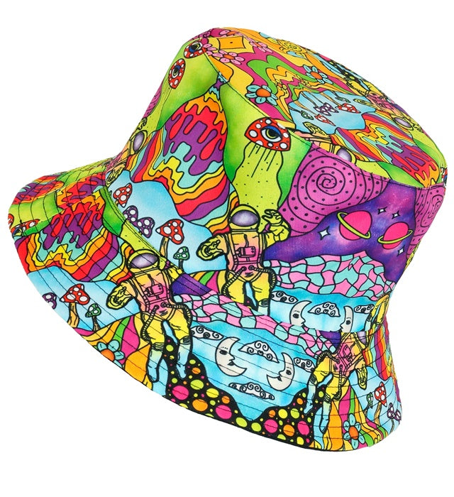 Psychedelischer Anglerhut mit buntem Muster für Fasnacht und Karneval